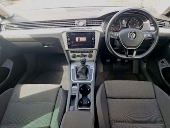 Used Volkswagen Passat 2018 for sale - 78634867: Photo