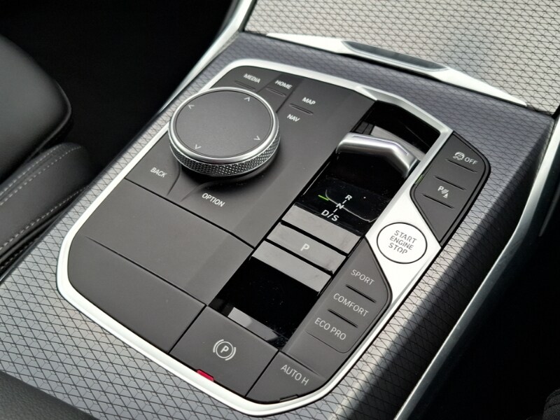 Used BMW 3 Series 2024 for sale - 76100278: Photo 15