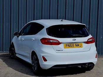 Used Ford Fiesta 2018 for sale - 79581370: Photo