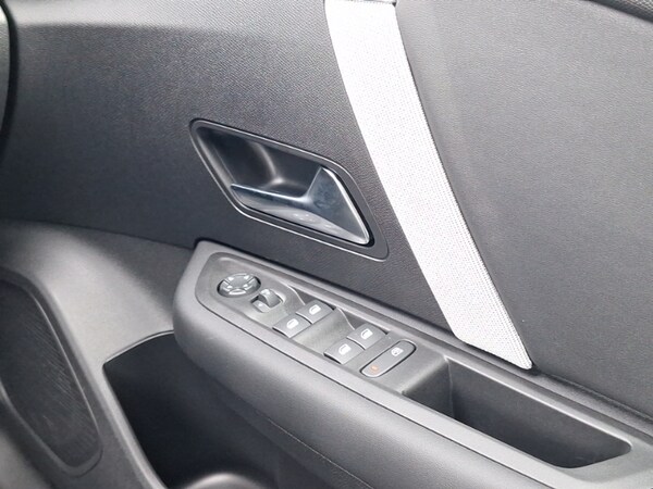 Used Citroen C4 2025 for sale - 76264847: Photo 11