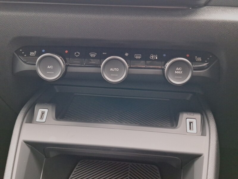 Used Citroen C4 2025 for sale - 76269137: Photo 19