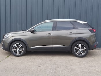 Used Peugeot 3008 2020 for sale - 79870181: Photo