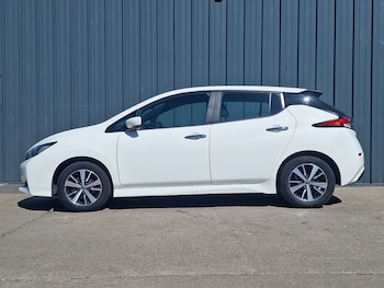 Used Nissan Leaf 2020 for sale - 78369004: Photo