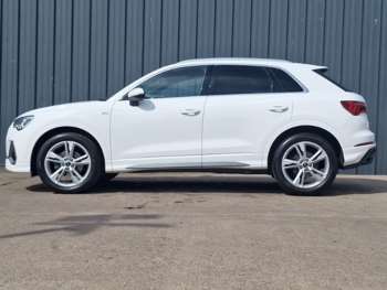 Used Audi Q3 2023 for sale - 75285432: Photo