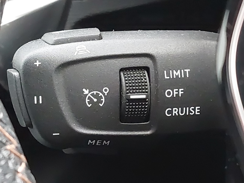 Used Peugeot 3008 2022 for sale - 77847422: Photo 17