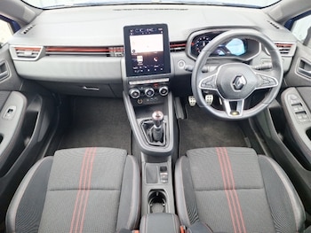 Used Renault Clio 2023 for sale - 78498465: Photo
