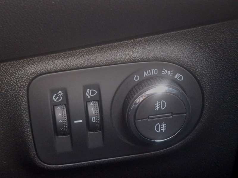 Used Vauxhall Corsa 2018 for sale - 77329899: Photo 12