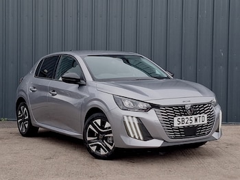 Peugeot - 208
