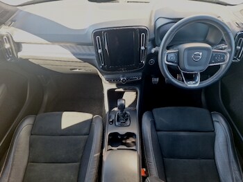 Used Volvo XC40 2019 for sale - 78298003: Photo