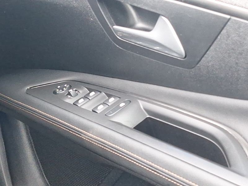 Used Peugeot 3008 2019 for sale - 77663960: Photo 11