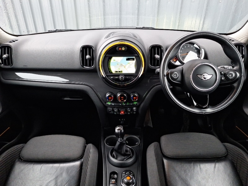 Used MINI Countryman 2018 for sale - 76478399: Photo 2