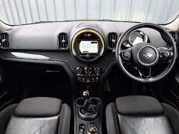 Used MINI Countryman 2018 for sale - 76478399: Photo