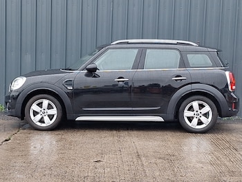 Used MINI Countryman 2018 for sale - 76478399: Photo