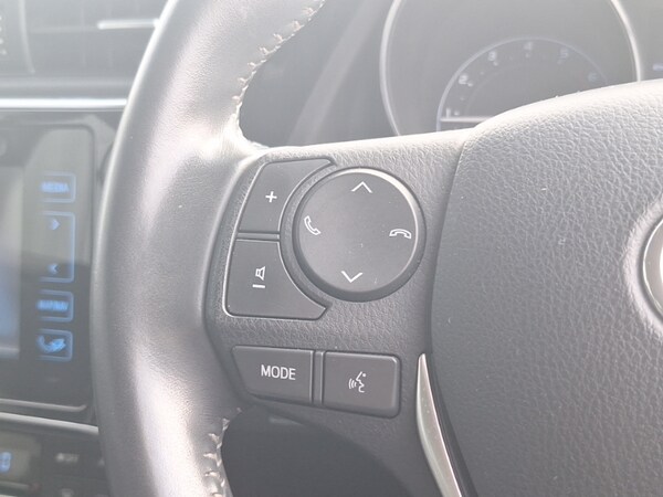 Used Toyota Auris 2017 for sale - 75562518: Photo 16