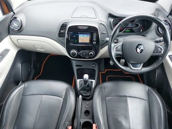 Used Renault Captur 2019 for sale - 79078016: Photo