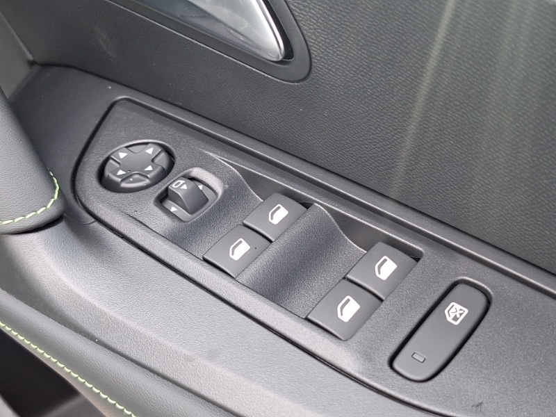 Used Peugeot 2008 2026 for sale - 77847415: Photo 12