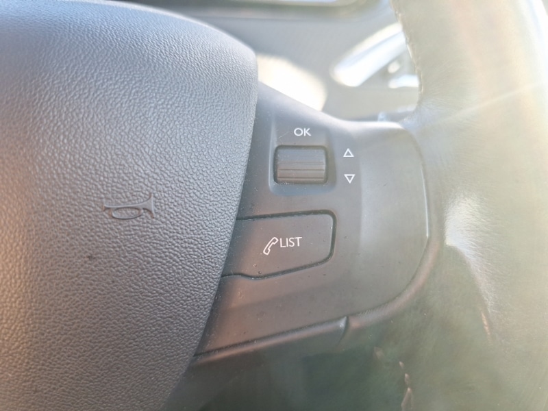 Used Peugeot 2008 2019 for sale - 78113635: Photo 19