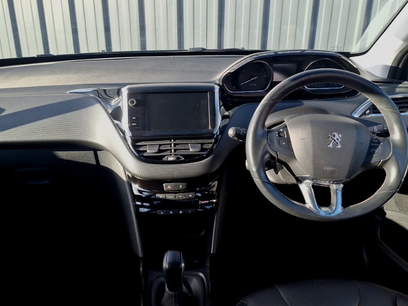Used Peugeot 2008 2019 for sale - 78113635: Photo 2