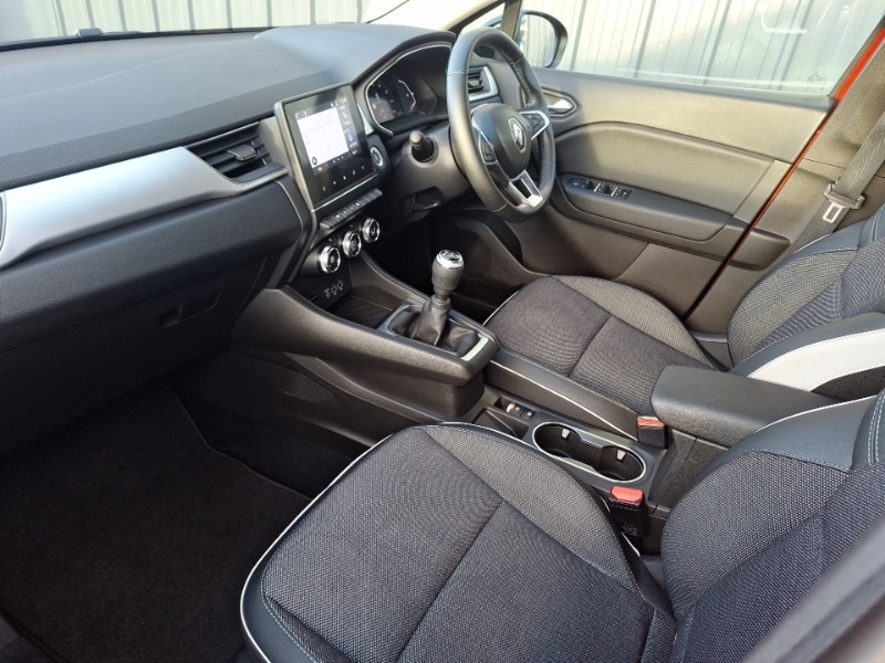 Used Renault Captur 2022 for sale - 76925272: Photo 5