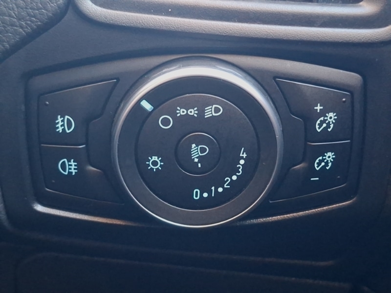 Used Ford Focus 2016 for sale - 77418790: Photo 16