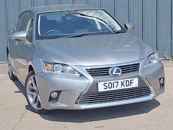 Used Lexus CT 2017 for sale - 79382920: Photo