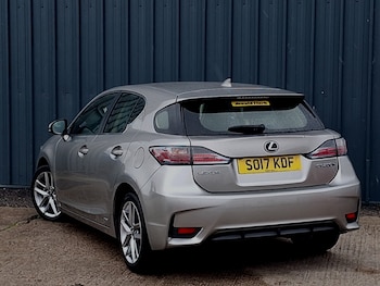 Used Lexus CT 2017 for sale - 79382920: Photo