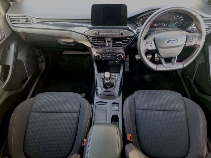 Used Ford Focus 2018 for sale - 77988076: Photo 2