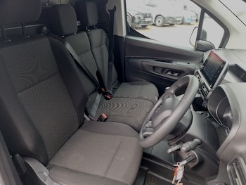Used Citroen Berlingo 2024 for sale - 79542299: Photo