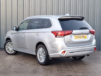 Used Mitsubishi Outlander 2018 for sale - 76583674: Photo