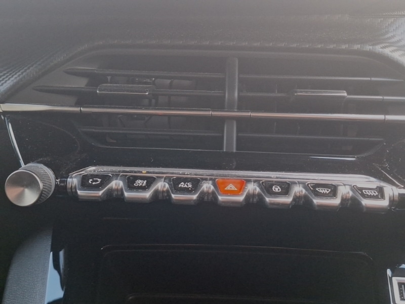 Used Peugeot 208 2022 for sale - 77980903: Photo 14