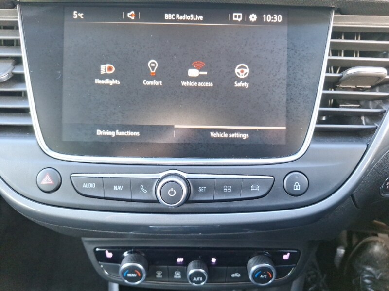 Used Vauxhall Crossland 2022 for sale - 77398966: Photo 11