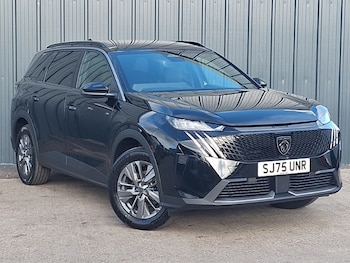 2025 - 1.2 Hybrid 145 Allure 5dr e-DSC6
