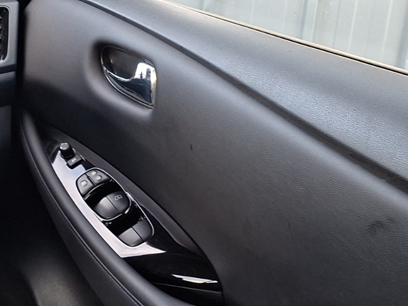 Used Nissan Leaf 2022 for sale - 77160327: Photo 11