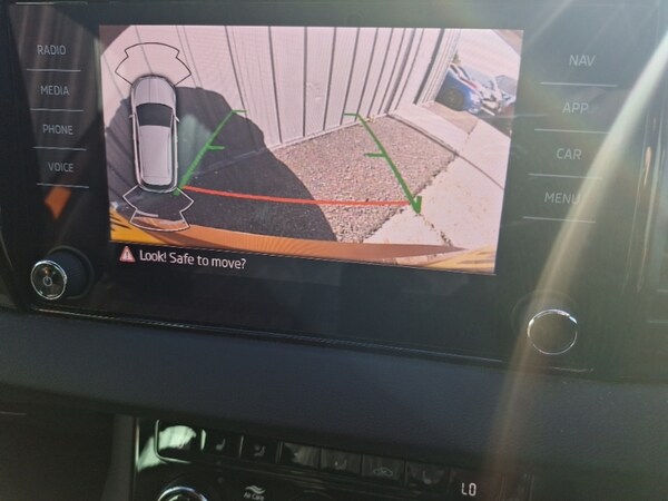 Used Skoda Karoq 2023 for sale - 76238434: Photo 12