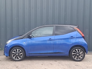 Used Toyota AYGO 2021 for sale - 79253438: Photo