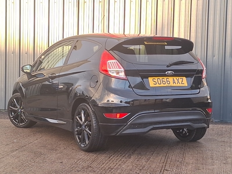 Used Ford Fiesta 2017 for sale - 76860595: Photo 3