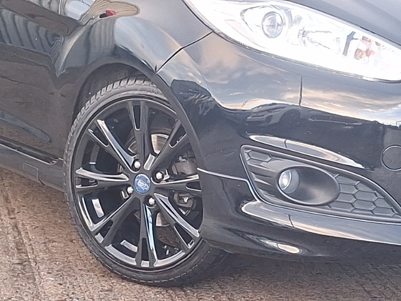 Used Ford Fiesta 2017 for sale - 76860595: Photo 9