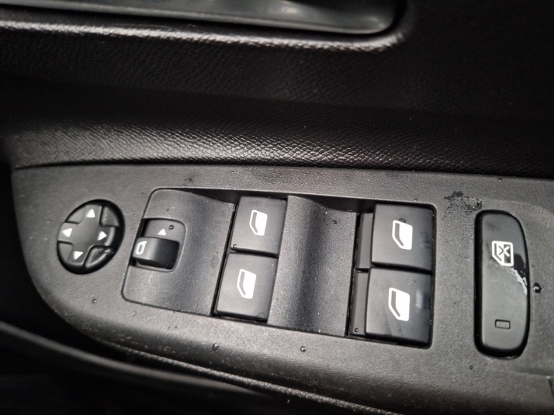 Used Vauxhall Corsa 2023 for sale - 76639125: Photo 12