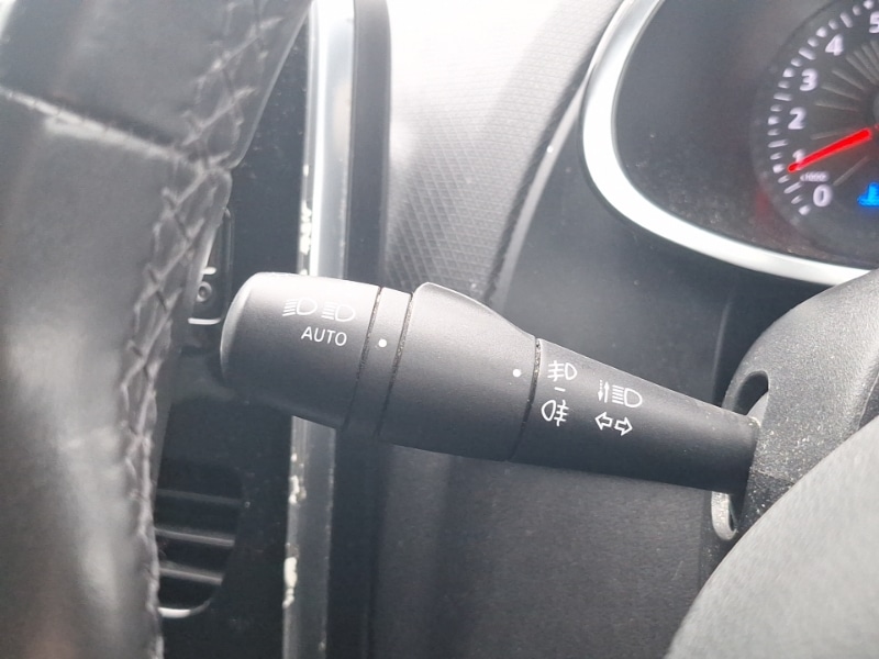 Used Renault Clio 2016 for sale - 76879831: Photo 17