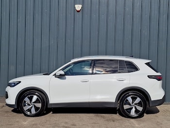 Used Volkswagen Tiguan 2024 for sale - 76058651: Photo 4