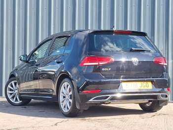 Used Volkswagen Golf 2018 for sale - 74437047: Photo