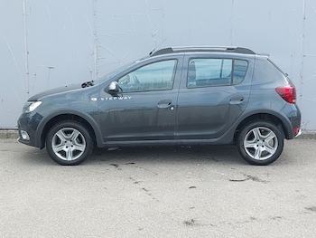 Used Dacia Sandero Stepway 2020 for sale - 79529708: Photo