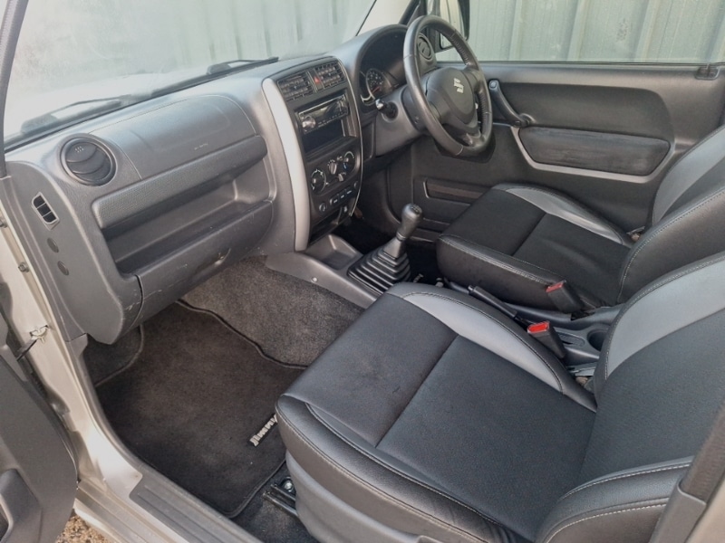 Used Suzuki Jimny 2017 for sale - 77047264: Photo 5