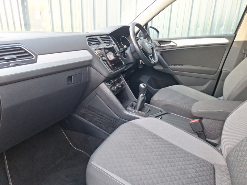 Used Volkswagen Tiguan 2018 for sale - 77708028: Photo 5