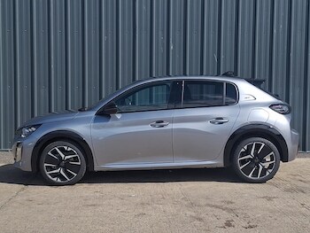 Used Peugeot 208 2025 for sale - 75395310: Photo