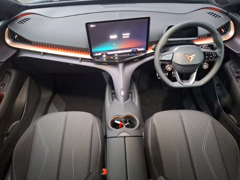 Used Cupra Tavascan 2025 for sale - 76915523: Photo 2