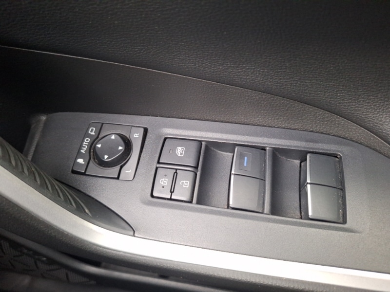 Used Toyota RAV4 2020 for sale - 77832544: Photo 17