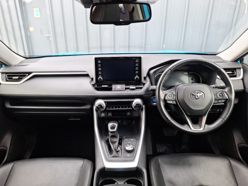 Used Toyota RAV4 2020 for sale - 77832544: Photo 2