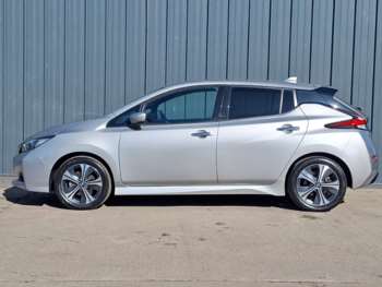 Used Nissan Leaf 2021 for sale - 74951782: Photo