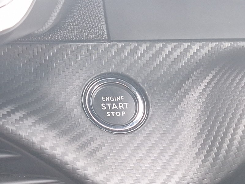 Used Peugeot 2008 2023 for sale - 77656799: Photo 13